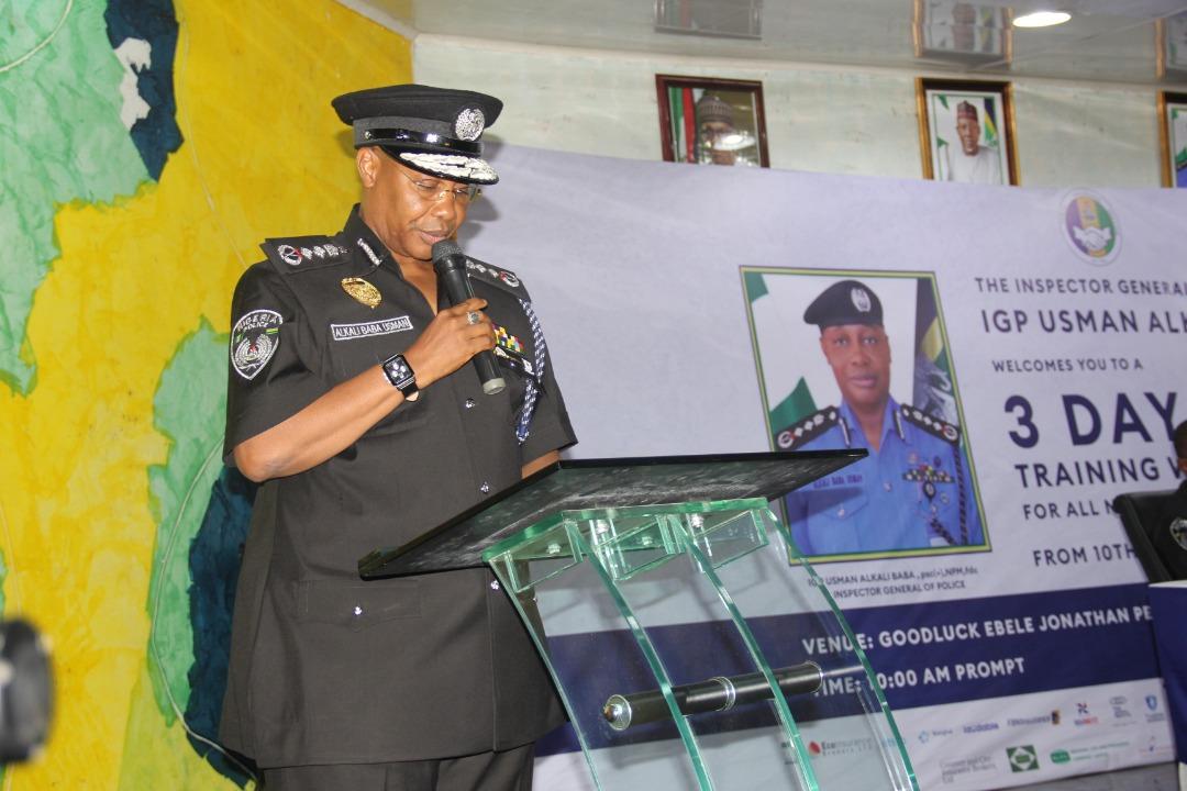 IGP USMAN BABA MAKING HIS OPENING REMAKS AT 3 DAY POLICE INSURANCE TRAINING AT FHQ ABUJA. 
